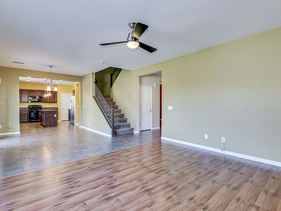 5th image of 3424 E Grand Canyon Dr