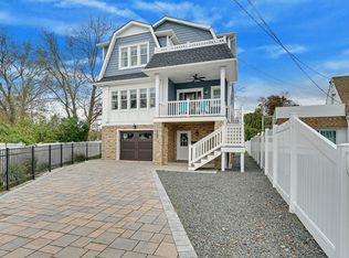 2211 Main St, Lake Como, NJ 07719
