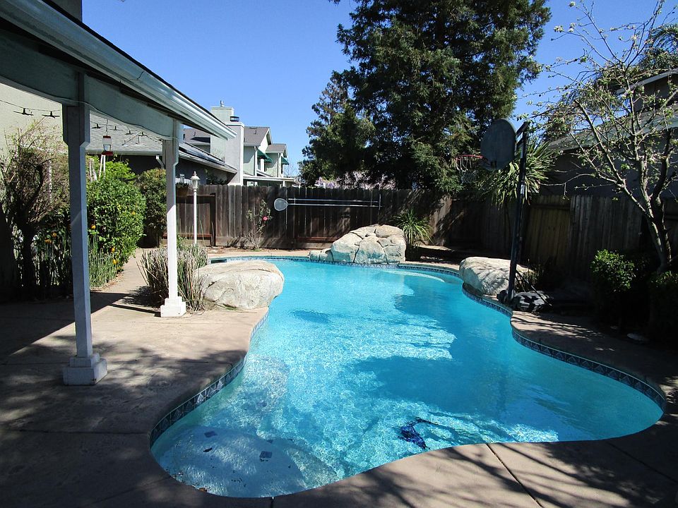 1st image of 2418 Dobbins Ln