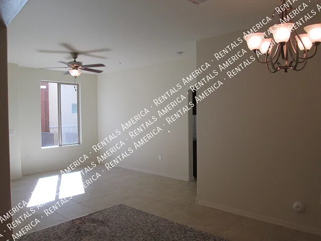 2 Bed 2 Bath Condo In Gated Community — Photo 3