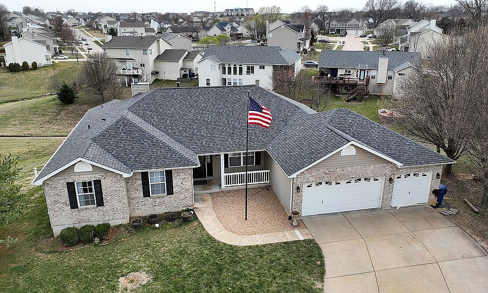 1st image of 914 Indian Rock Ct