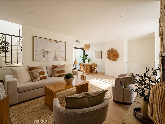 3rd image of 8125 Redlands St APT 109