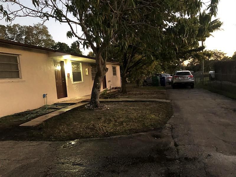 2nd image of 6240 SW 25th St #A