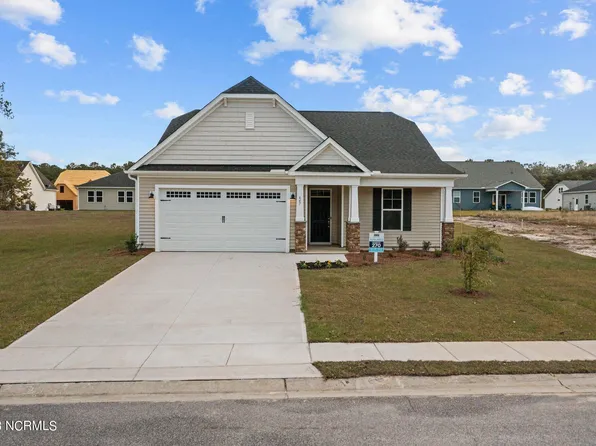 647 Lemming Lane SE, Bolivia, NC 28422