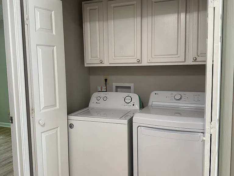 1757 Twin Brooks Dr SE — Photo 8