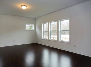 3626 Amber Oaks Dr, Howell, MI 48855