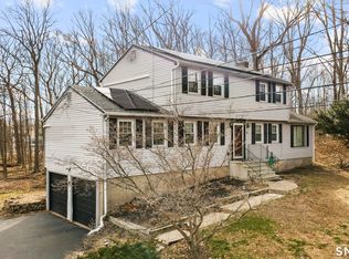 31 Coach Drive, North Haven, CT 06473