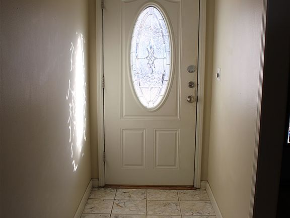 2nd image of 14 Woodlands Dr