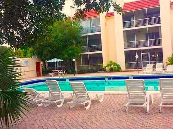 2nd image of 608 NW 13th St APT 23