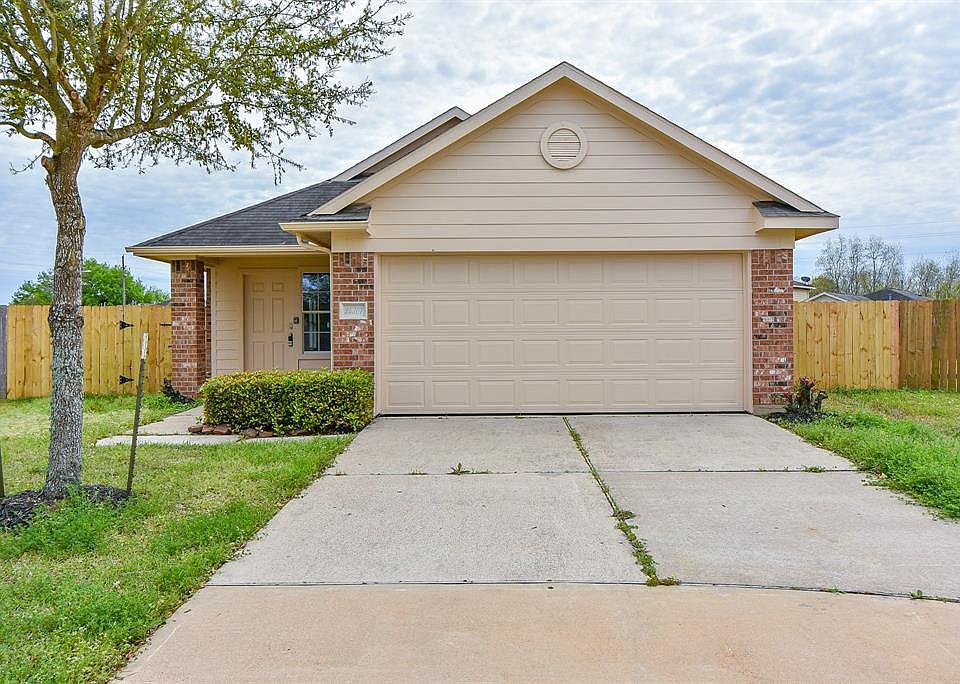1st image of 24307 Sandhill Trails Ct