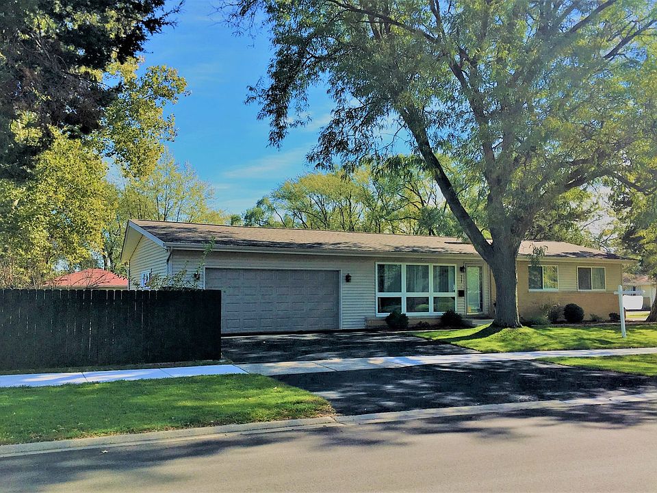 1st image of 717 Wilshire Dr