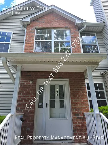 204 Barclay Ct Photo 1