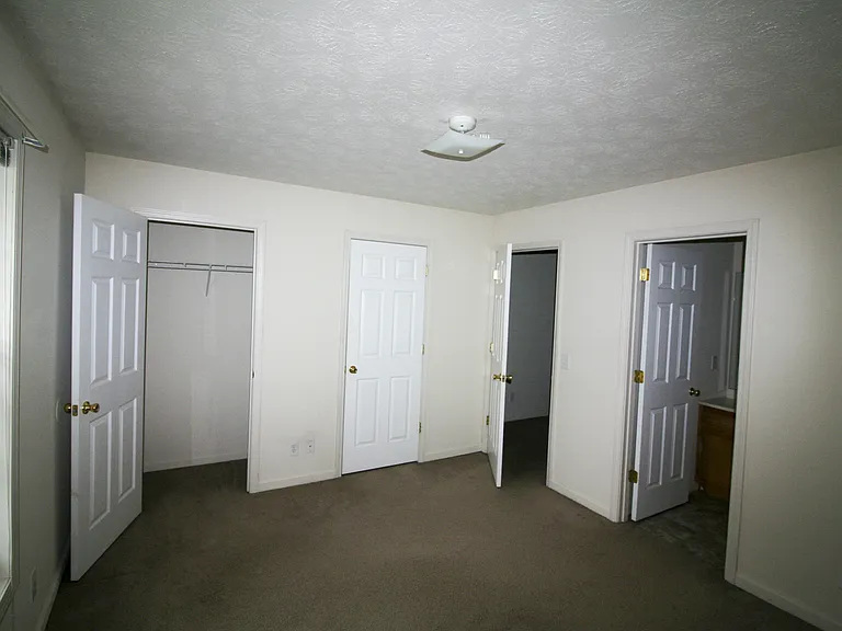 1500 N Willow Ave — Photo 10