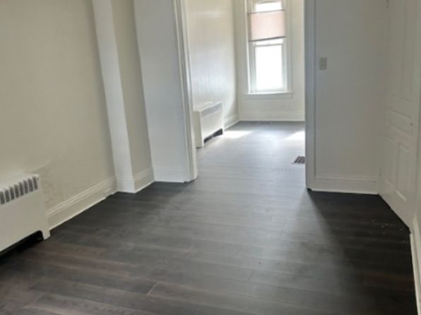 611 W King St FL 2