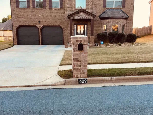 609 Caledon Way, Hampton, GA 30228