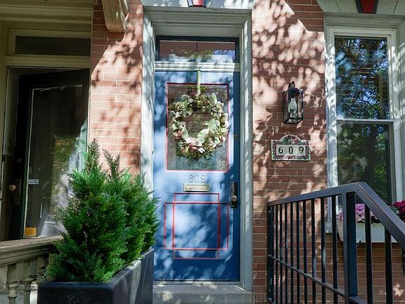 3rd image of 609 W Chestnut St