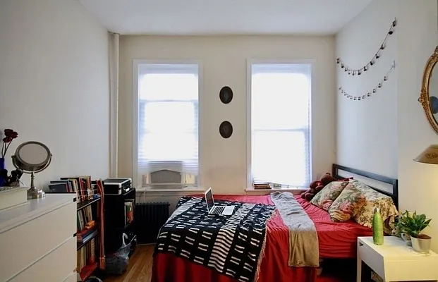 Rented by Delmark Realty LLC | media 1