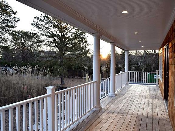 3rd image of 7 Duckwood Ln