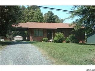 404 W Indiana Ave, Bessemer City, NC 28016