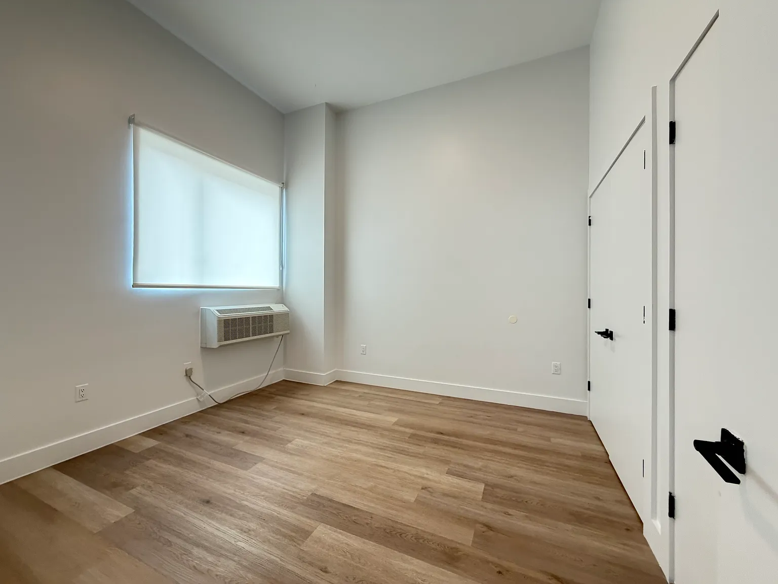 36 Madison St — Photo 4