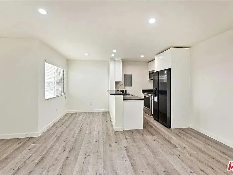 5529 Bonner Ave #3 — Photo 2