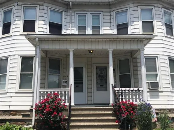 701 Pen Argyl St, Pen Argyl, PA 18072