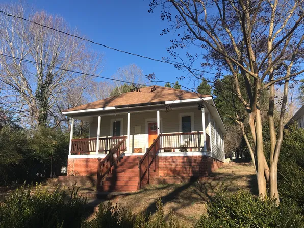 106 Pine St, Badin, NC 28009