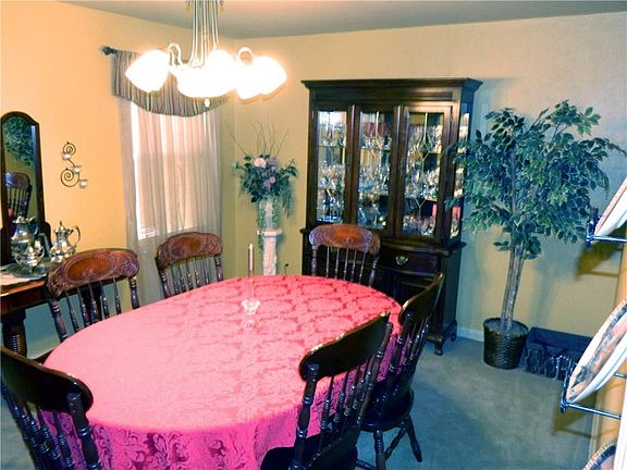 3rd image of 5524 James Dr