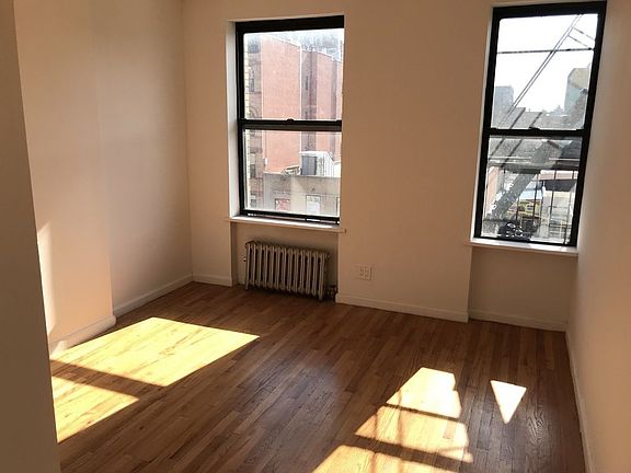 3rd image of 2333 1st Ave APT 5D