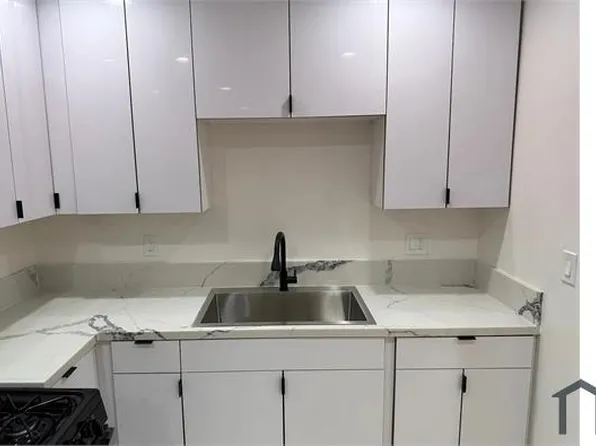 1242 N New Hampshire Ave, Los Angeles, CA 90029