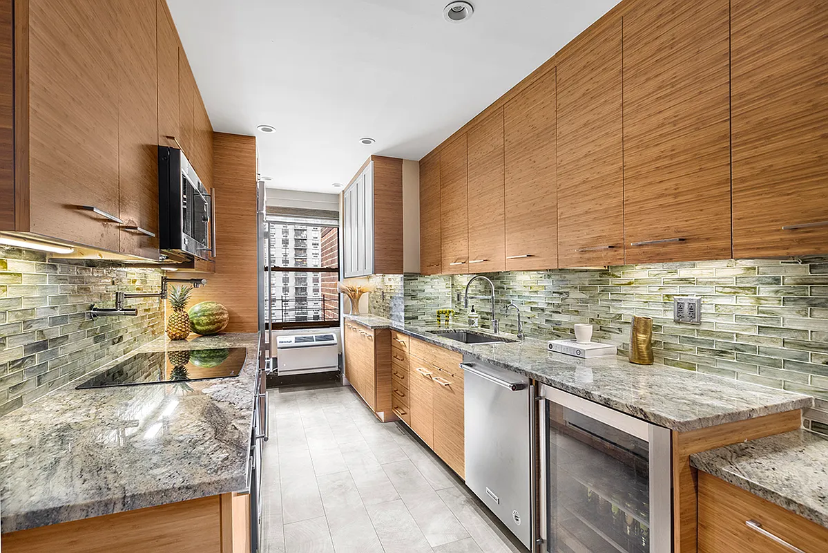 2 Tudor City Pl Unit 4AS  