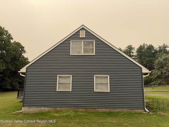 3rd image of 33 Viewmont Road