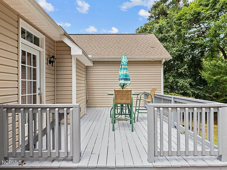255 W Hedgelawn Way — Photo 27