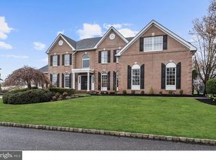 109 Muirfield Ct, Moorestown, NJ 08057