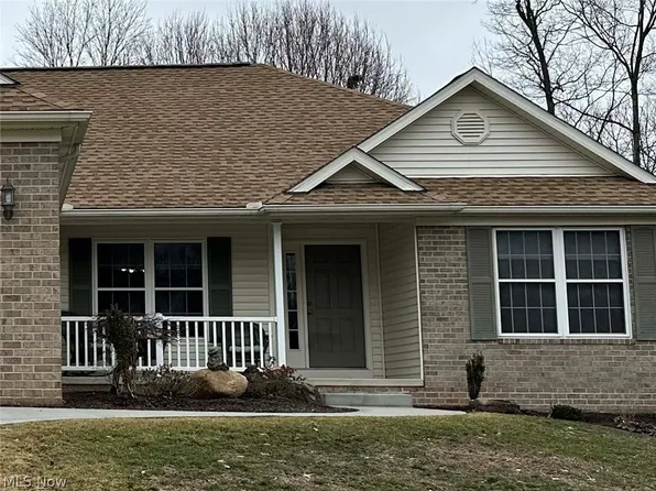 7111 Chatfield Ave NE, Canton, OH 44721