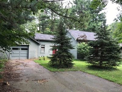7433 Hayes Hollow Rd, West Falls, NY, 14170