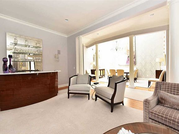 5th image of 31 Hathaway Ln