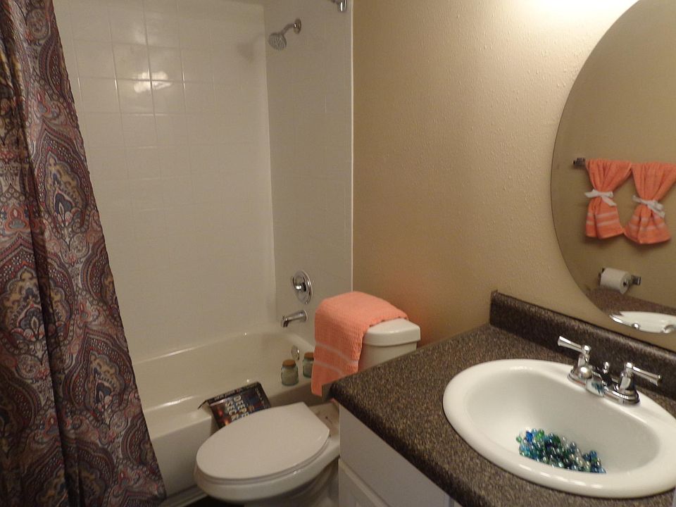 2nd image of 13224 Margaux Cir APT 2