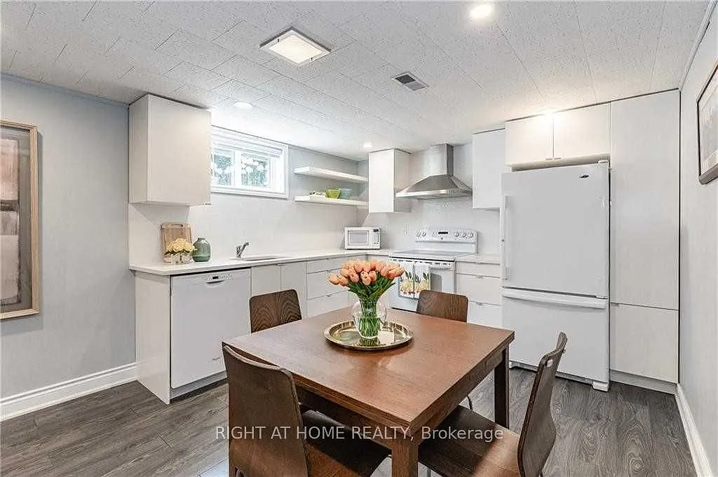 2 bed, $1,799 — Photo 3