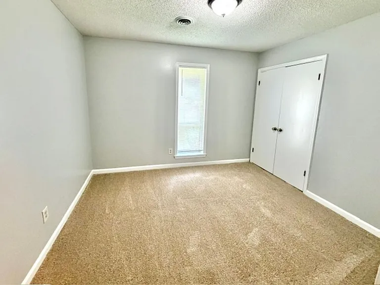 2990 Santa Valley St — Photo 8