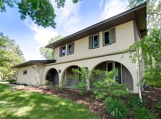 2020 Xanthus Ln N, Plymouth, MN 55447