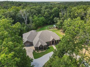 10972 Old Charley Rd, Gravette, AR 72736