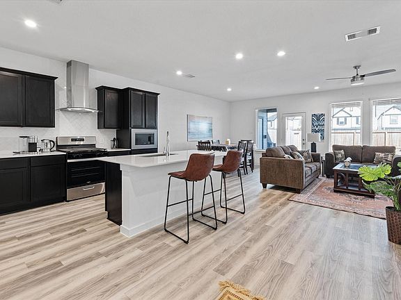 2nd image of 3215 Rainwood Gate Dr