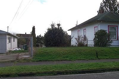 2nd image of 4561 S Lucile St