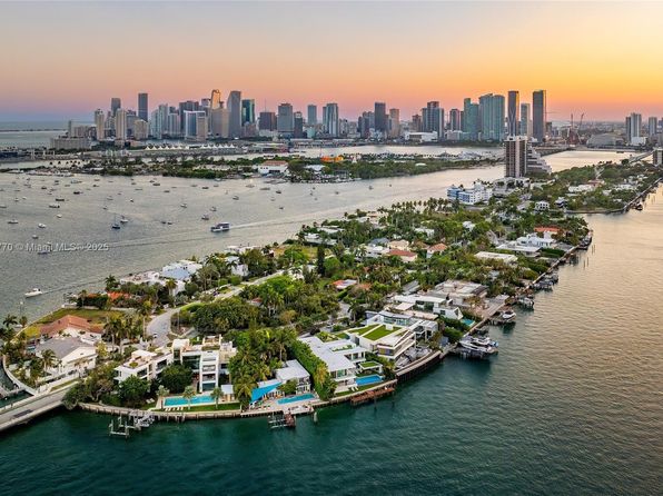 1379 N Venetian Way, Miami Beach, FL 33139