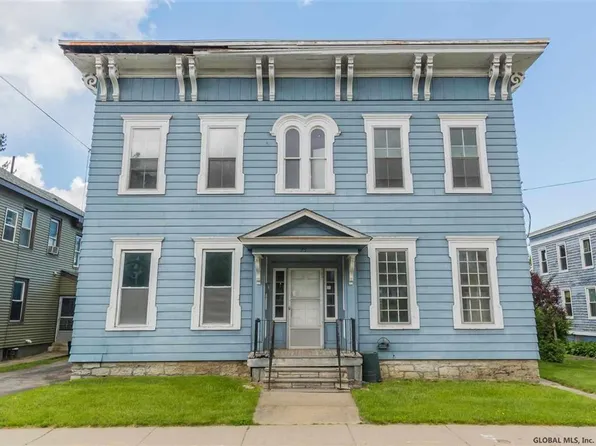 75 E Main St, Johnstown, NY 12095