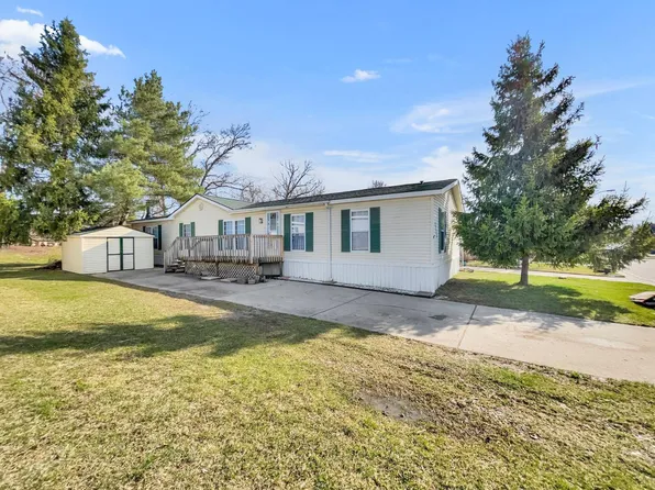 2113 N Sheeran Dr, Milford, MI 48381