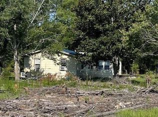 344 Nelson Rd, Maple Hill, NC 28454