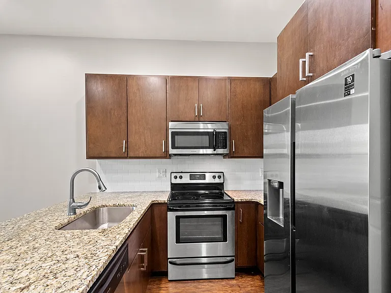 State Street Flats Apartments Kitchen