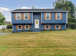 215 Majestic Rd, Lynchburg, VA 24502